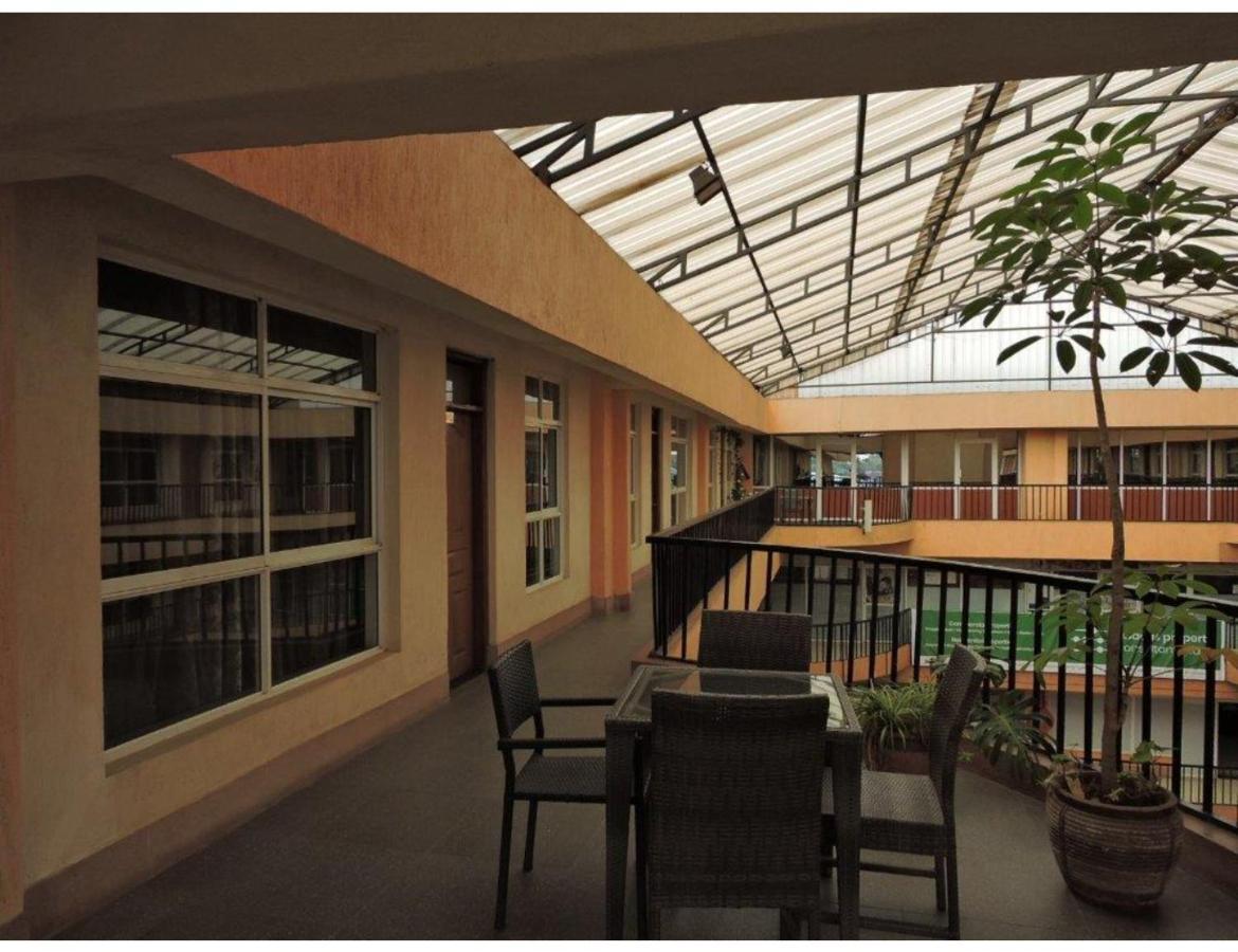 Sky Hotel Nairobi Exterior foto